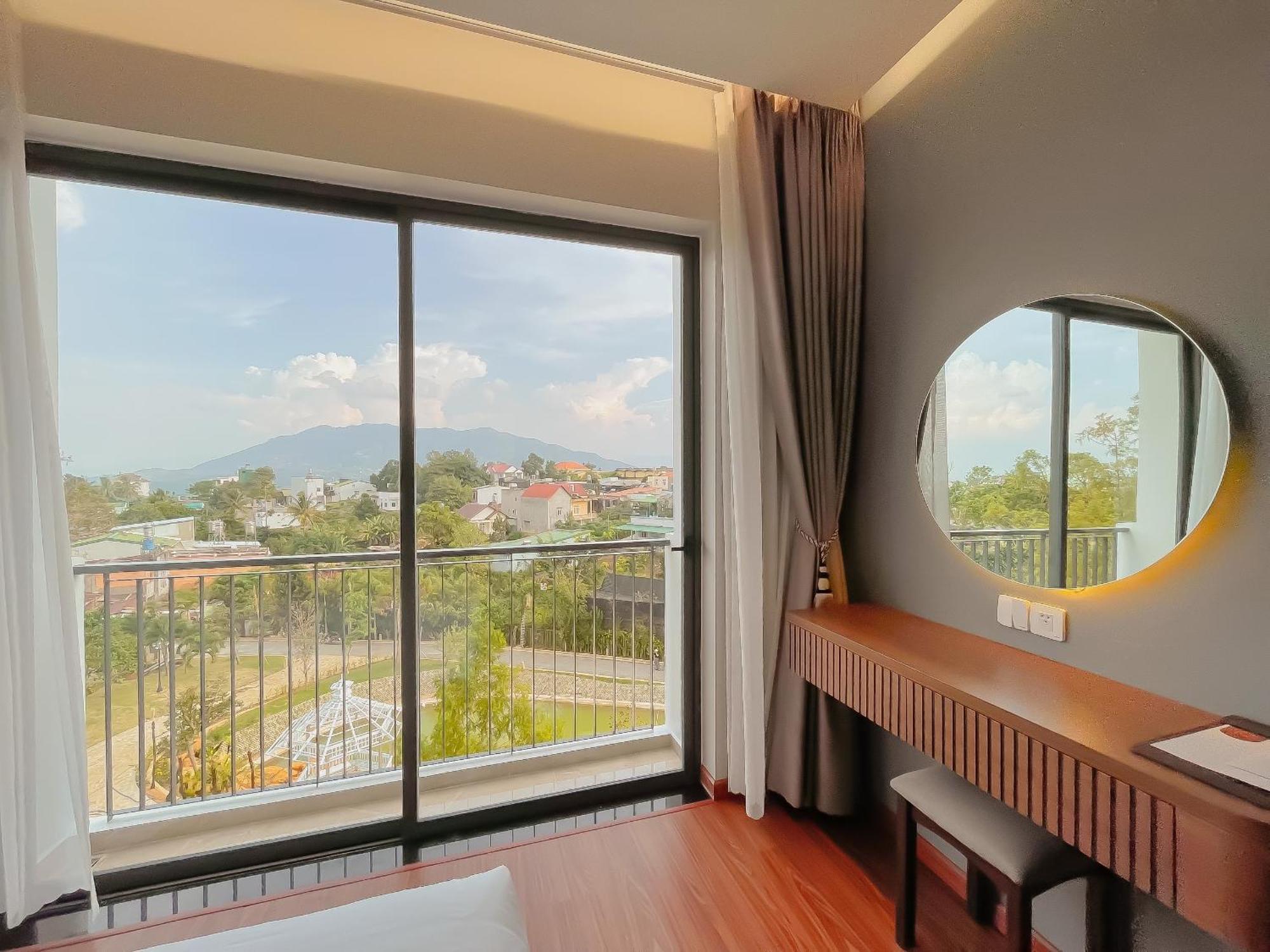 Sunflower Hotel & Resort Баолок Екстер'єр фото