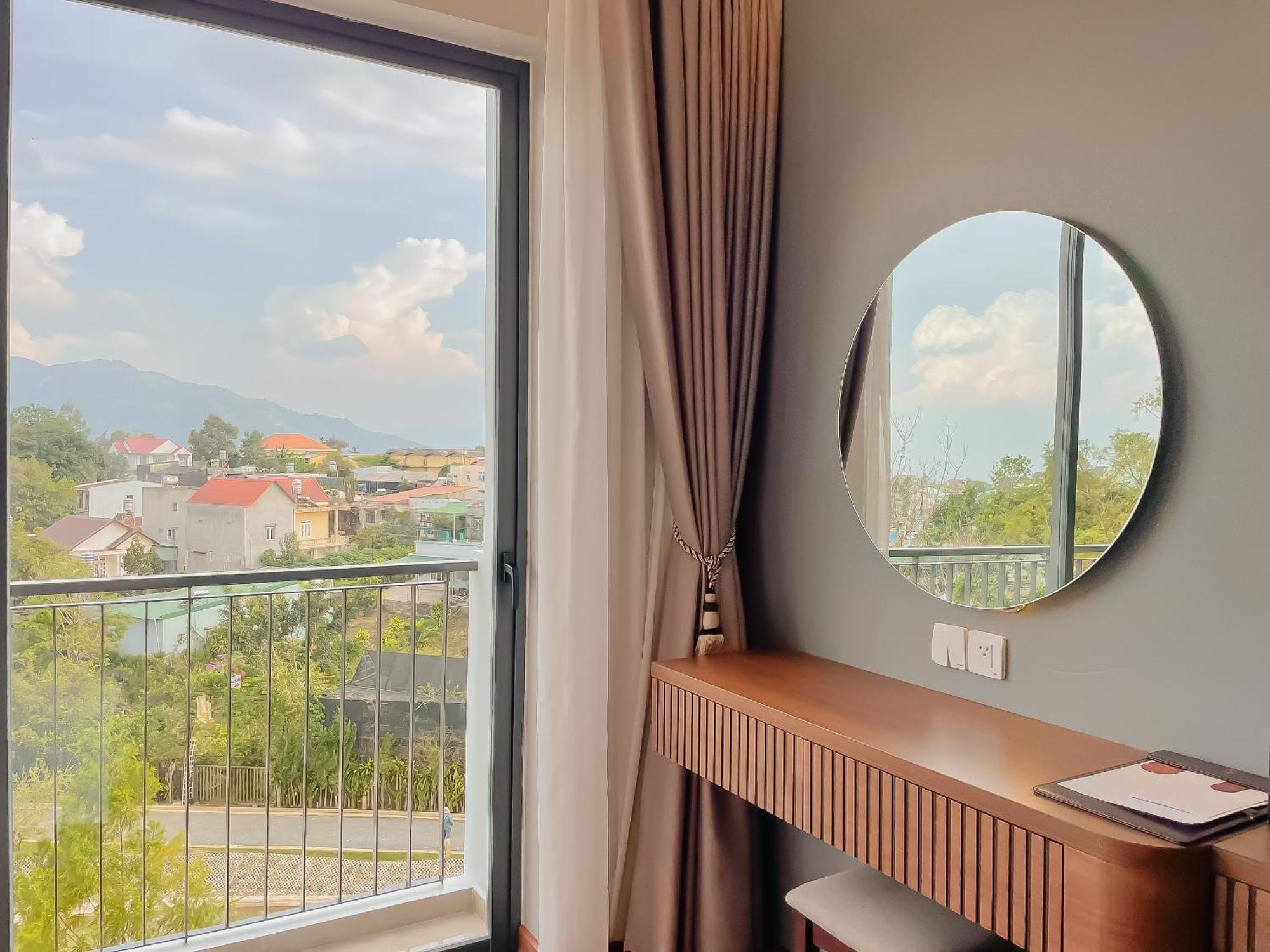 Sunflower Hotel & Resort Баолок Екстер'єр фото