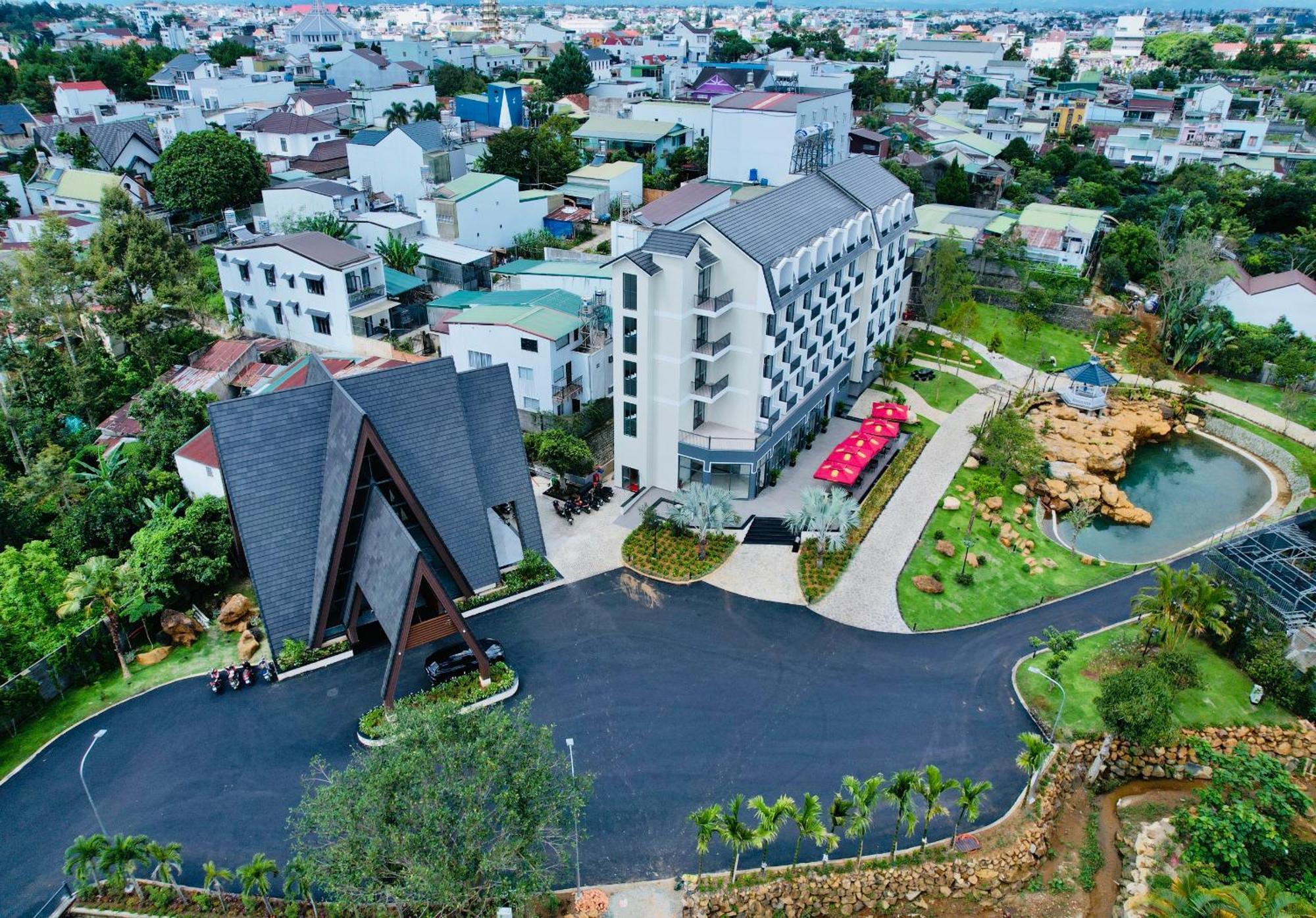 Sunflower Hotel & Resort Баолок Екстер'єр фото