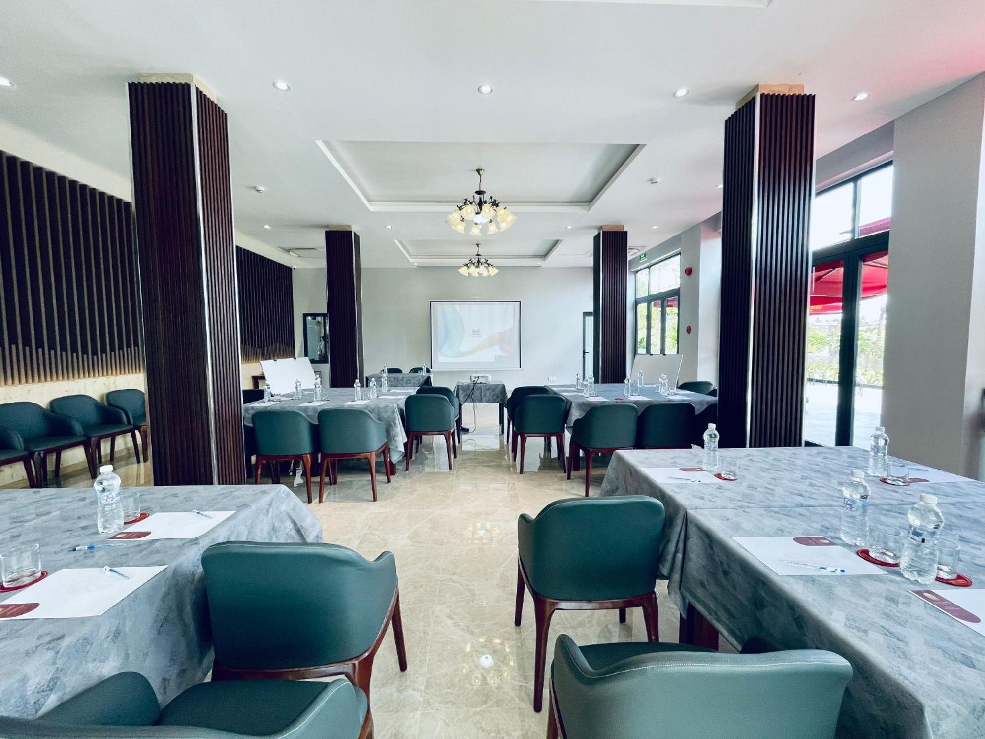 Sunflower Hotel & Resort Баолок Екстер'єр фото