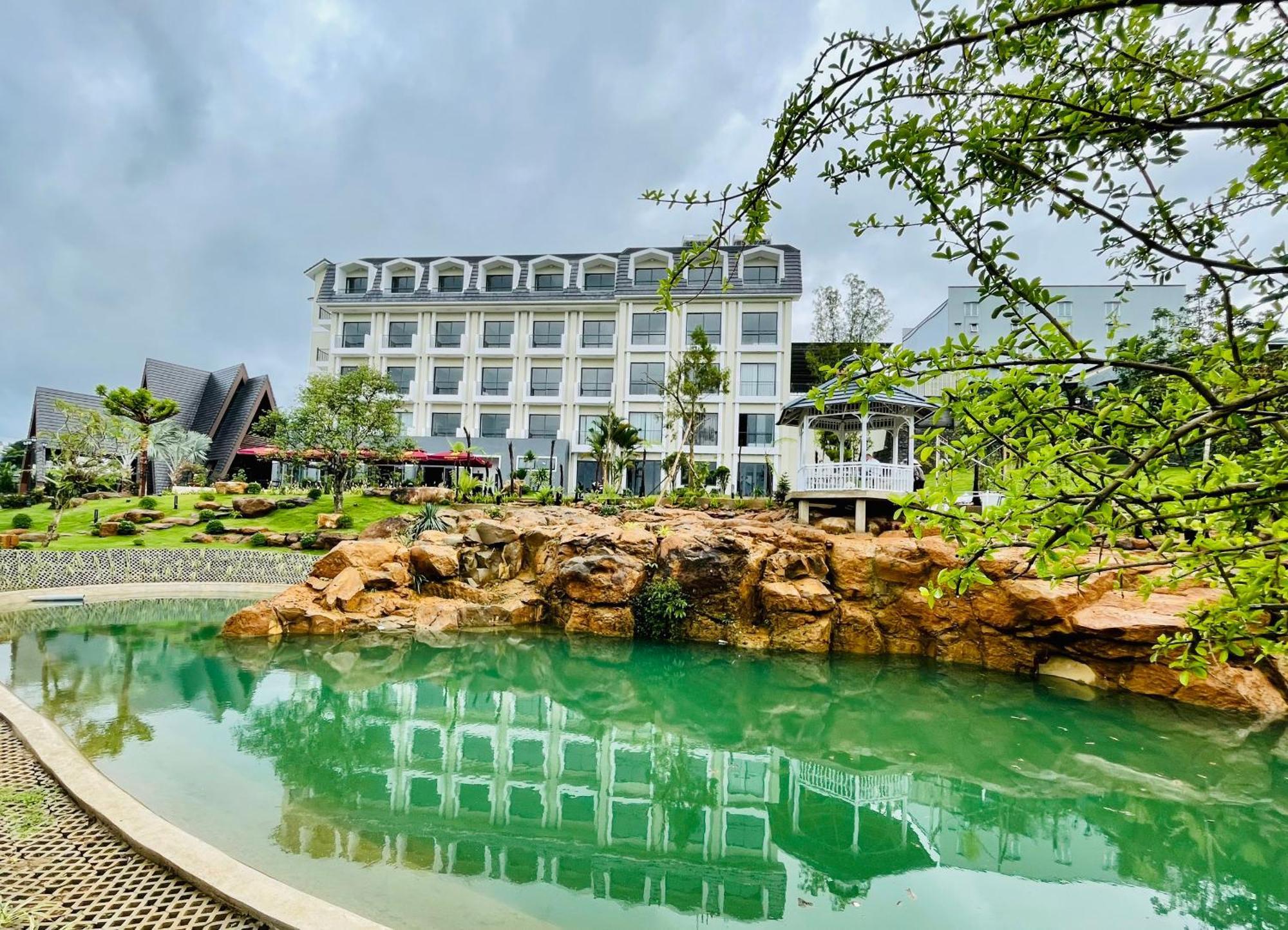 Sunflower Hotel & Resort Баолок Екстер'єр фото